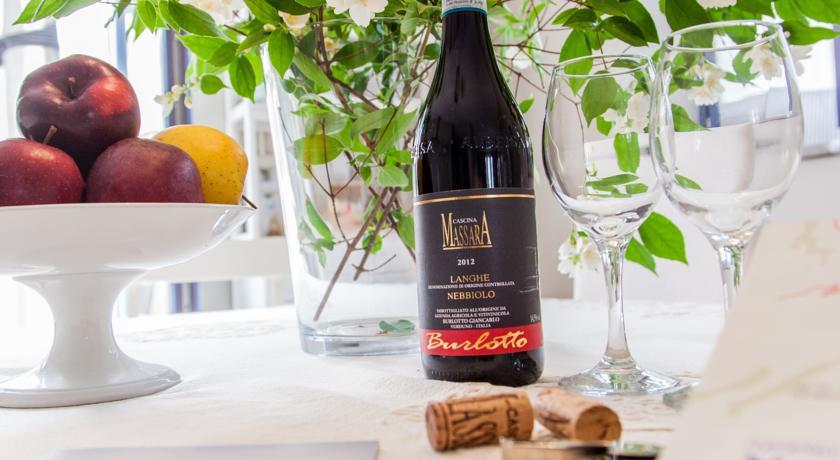 Cascina Arcangelo Raffaele Verduno 客房 照片